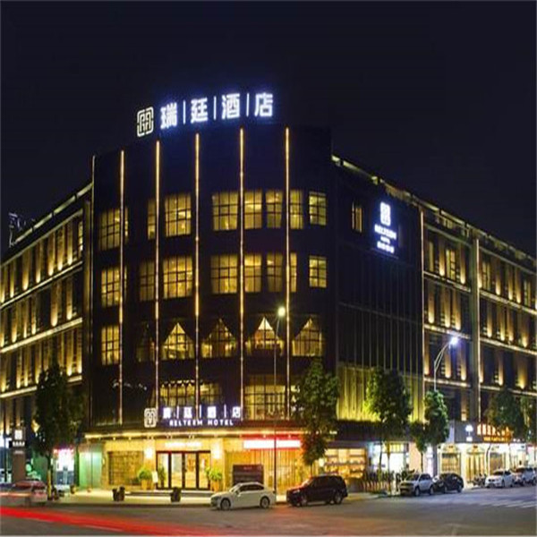 中山瑞廷酒店 已安裝臺灣賀多龍自動(dòng)門(mén).jpg