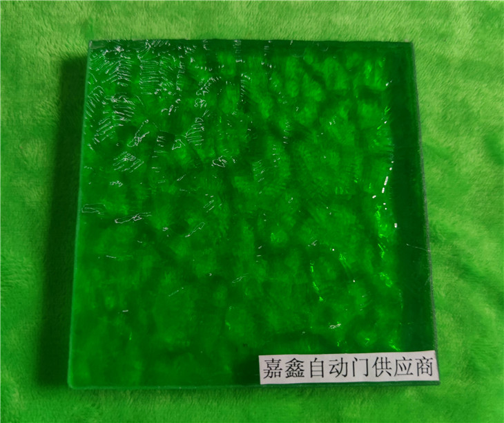 珠海夾絲玻璃 工程夾絲 裝飾膜 玻璃防爆.jpg