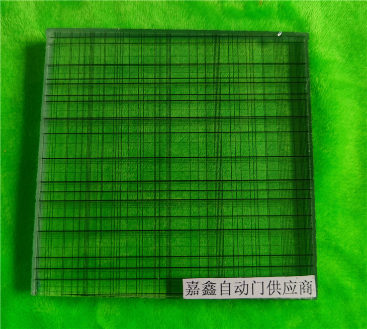 珠海玻璃夾膠 夾絲防爆玻璃 隔斷夾絲玻璃 內夾半透明絲絹玻璃.jpg