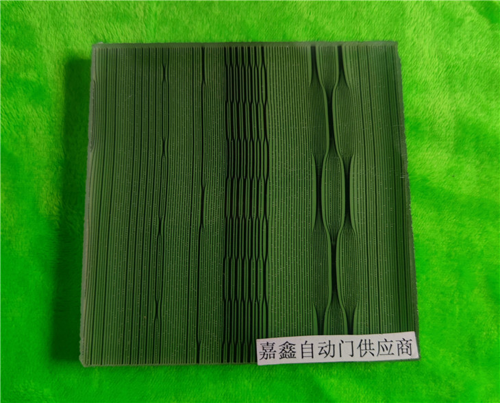 嘉鑫夾絲藝術(shù)玻璃 辦公室磨砂玻璃貼膜.jpg