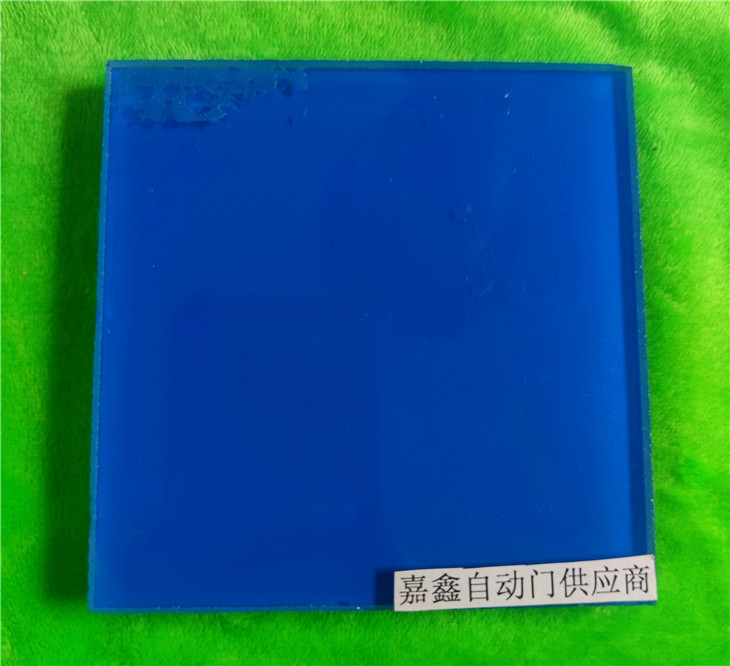 夾絲玻璃 中山夾絹玻璃 夾膠安全玻璃及各種藝術(shù)玻璃.jpg