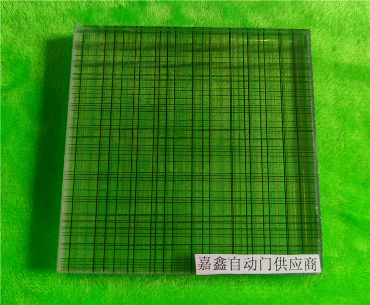 夾絲玻璃 中山夾絹裝飾玻璃 夾膠安全玻璃及各種藝術(shù)玻璃.jpg