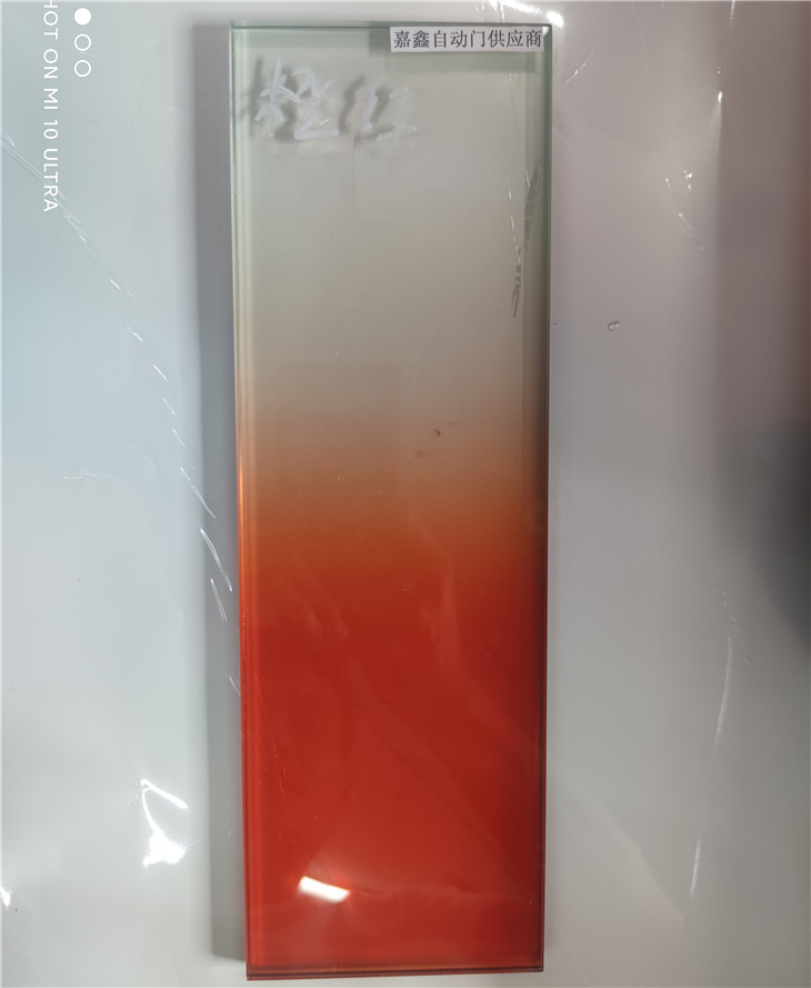 漸變磨砂玻璃 藝術(shù)夾膠玻璃廠(chǎng)家.jpg
